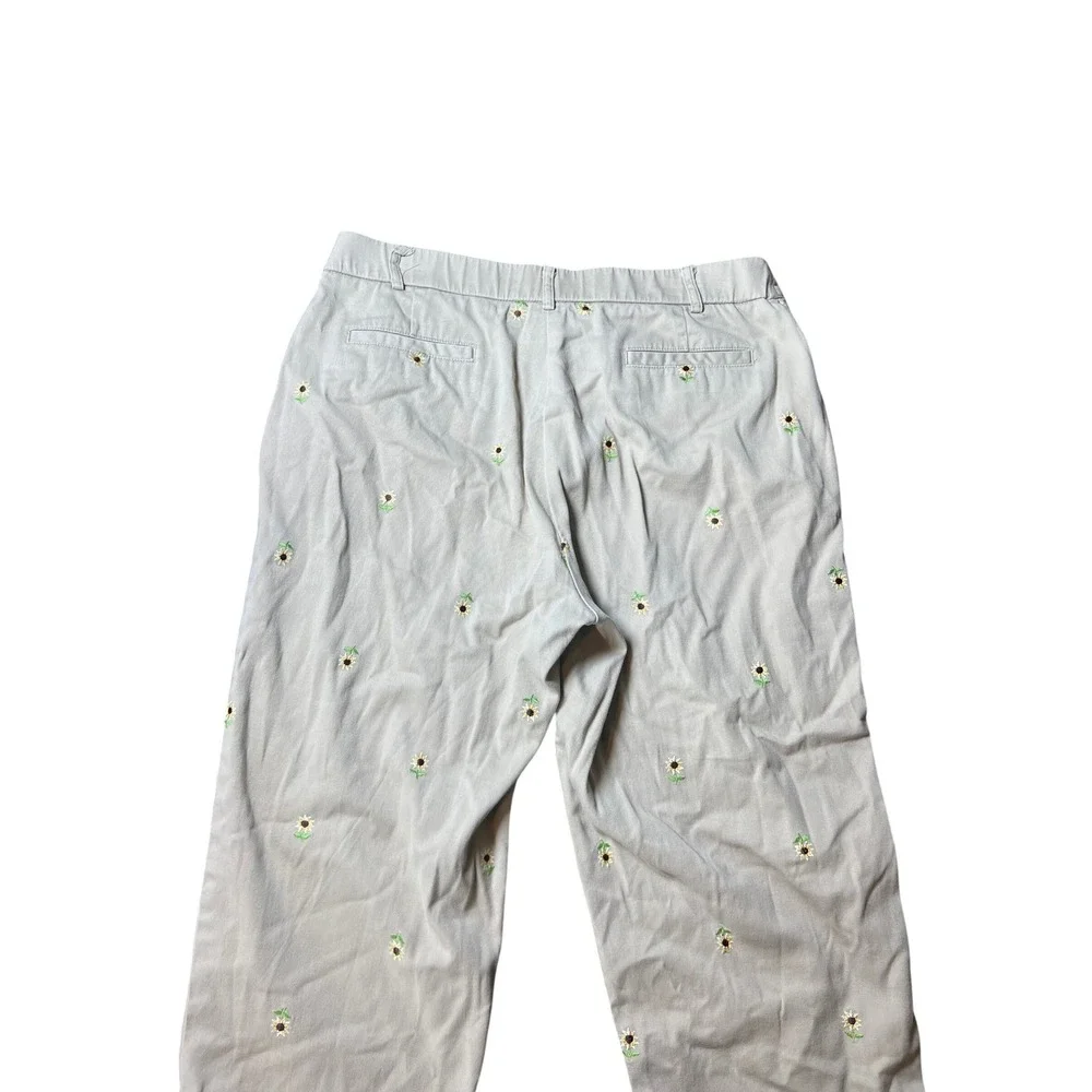 Briggs New York Womens Capri Pants Embroidered Floral Beige Size‎ 10P